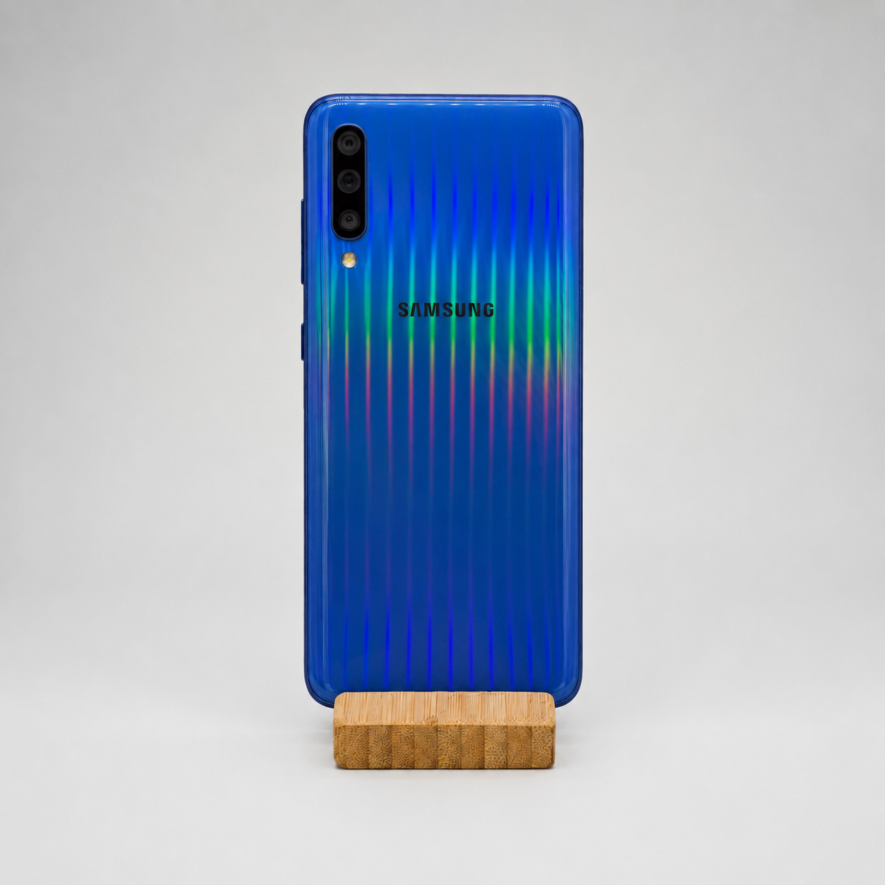 Samsung Galaxy A71 prism crush blue
